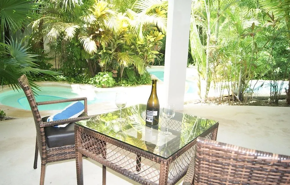Mak Nuk Village Tulum I - Clothing Optional Hotel