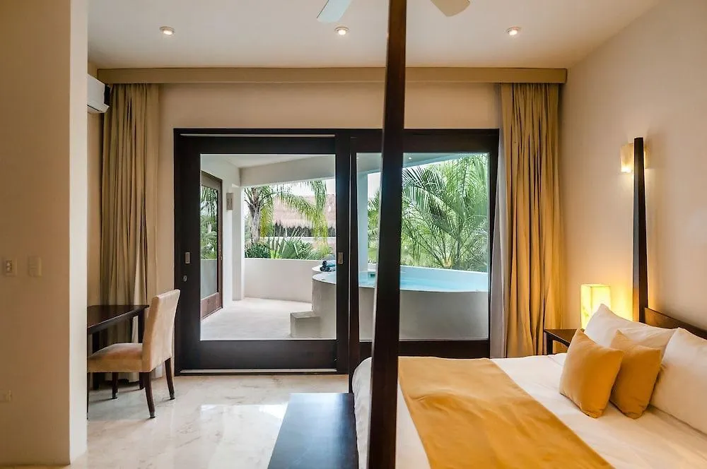 Mak Nuk Village Tulum I - Clothing Optional Hotel